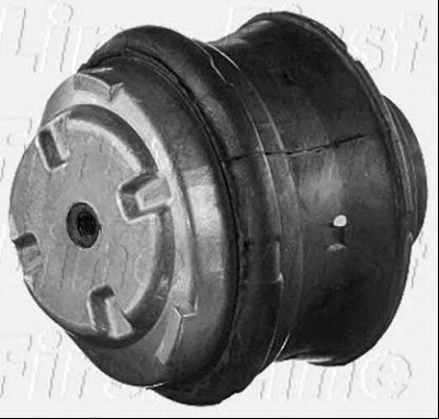FIRST LINE fem3932 -  Подвеска, двигатель